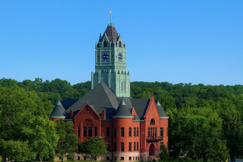 Local Privacy Fence Installation in Clinton, IA