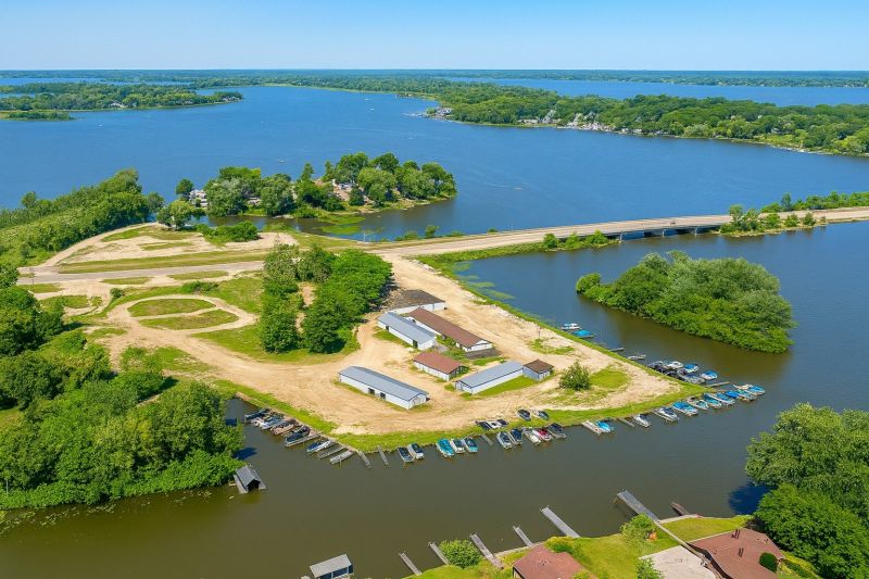 Local Privacy Fence Installation in Fox Lake, IL