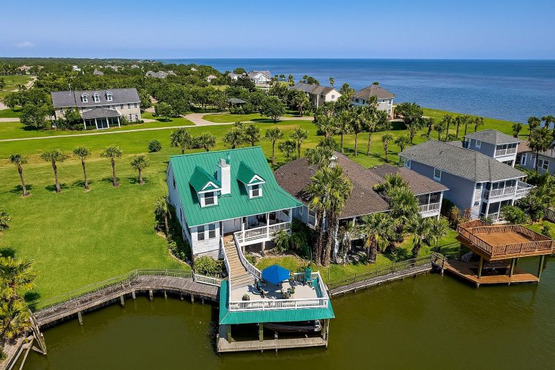 Local Privacy Fence Installation in Dickinson, TX