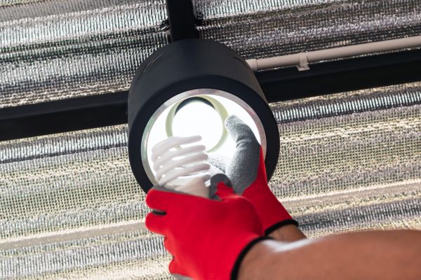 Fluorescent Bulb Installation Service
